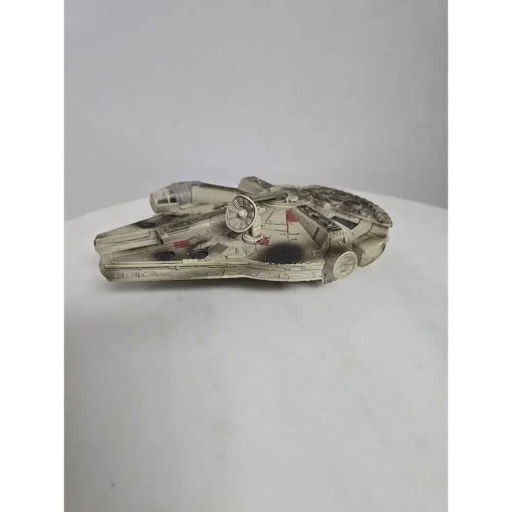 Star Wars Millennium Falcon Battle Damage Hasbro 2002 LFL Micro Machines 7 inch